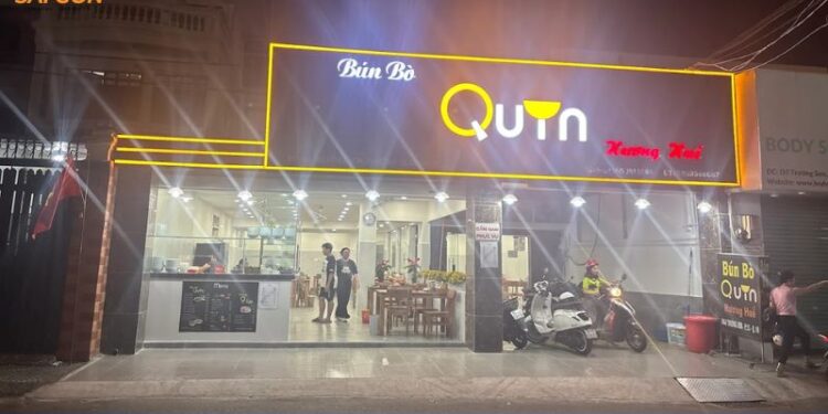 Review mới nhất về quán bún bò Quin tại Quận 10 chuẩn vị Huế 6 bún bò quin