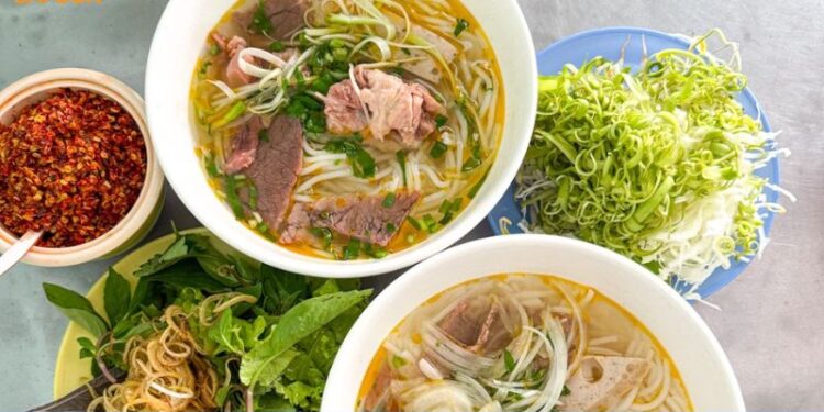 Top 7 quán bún bò Bình Thạnh ngon nhất, chuẩn vị Huế 8 bún bò bình thạnh