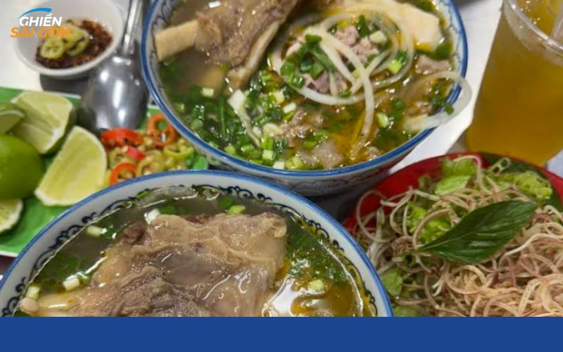 Review mới nhất về quán bún bò gốc Huế 33 tại Quận Tân Phú 8 bún bò gốc huế 33