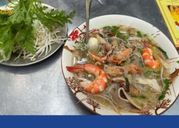 hủ tiếu mực sài gòn
