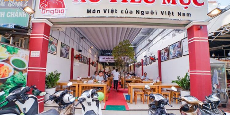 hủ tiếu mực ông già
