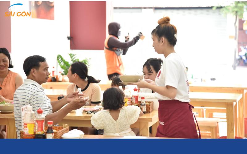 Review mới nhất chi tiết về quán Hủ Tiếu Mực Ông Năm 10 hủ tiếu mực ông năm