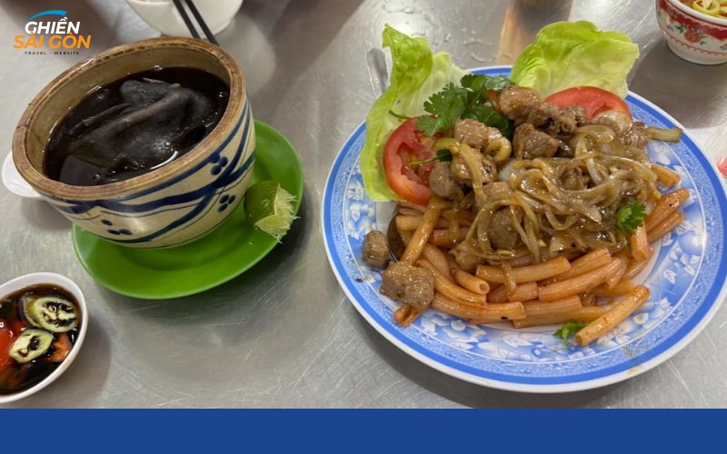 Top 6 quán hủ tiếu xào ngon nhất Sài Gòn chuẩn vị người Hoa 9 hủ tiếu xào ngon nhất sài gòn