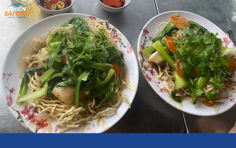 Top 6 quán hủ tiếu xào ngon nhất Sài Gòn chuẩn vị người Hoa 13 hủ tiếu xào ngon nhất sài gòn