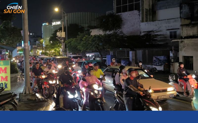 đường nơ trang long