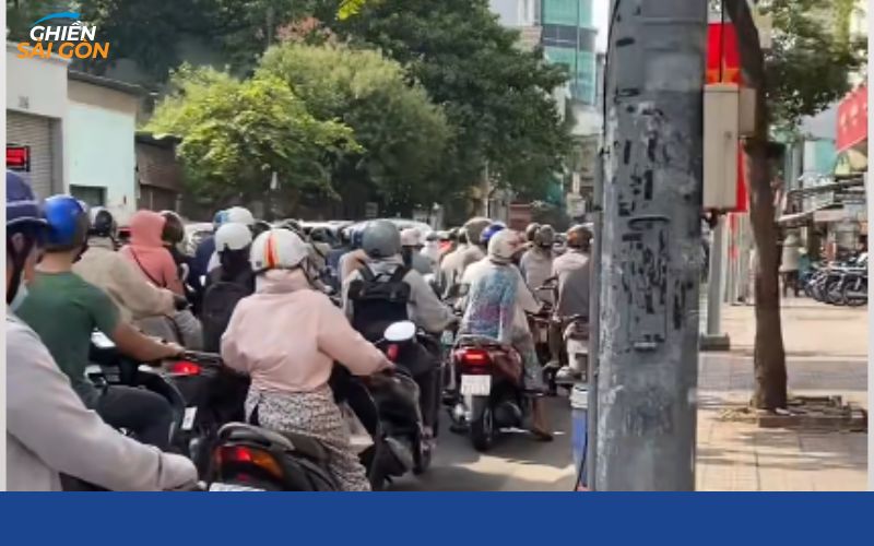 đường trần huy liệu