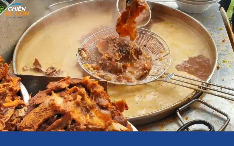 hủ tiếu dê gia đạt