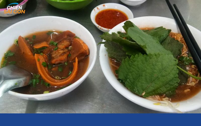 hủ tiếu dê tiến nhân