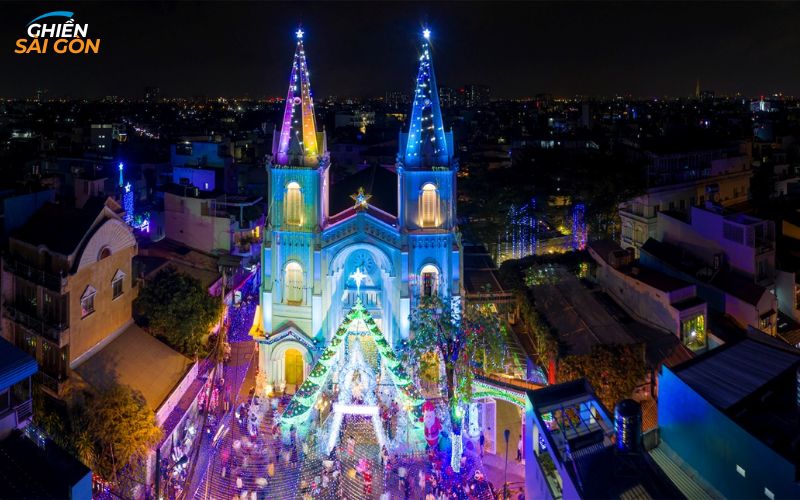 Điểm danh 7+ nhà thờ trang trí Noel đẹp ở Sài Gòn 2025 10 nhà thờ trang trí noel đẹp ở sài gòn