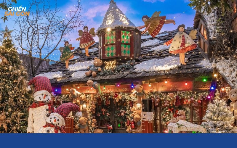 quán cafe trang trí noel ở sài gòn