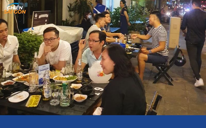 Bia Sệt 198 Võ Văn Kiệt sở hữu không gian nhậu đông vui, dễ chịu 10 bia sệt 198