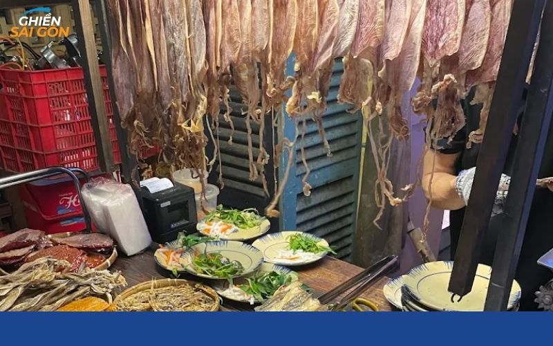 Quán Bia Khô Mực đông khách bậc nhất tại trung tâm Quận 1 10 quán bia khô mực