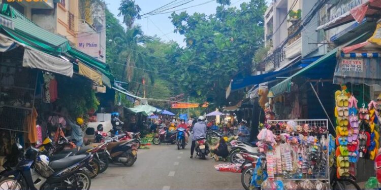 chợ hồ trọng quý