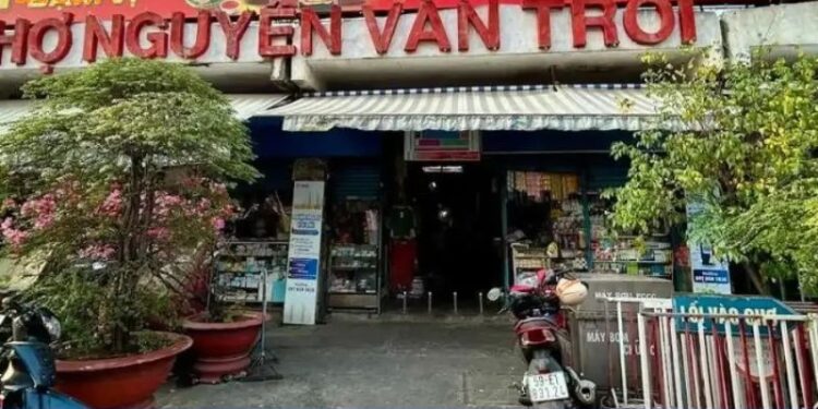 chợ nguyễn văn trỗi