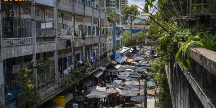 Khám phá Chợ Phùng Hưng quận 5 gần 100 năm tuổi tại Sài Gòn 7 chợ phùng hưng