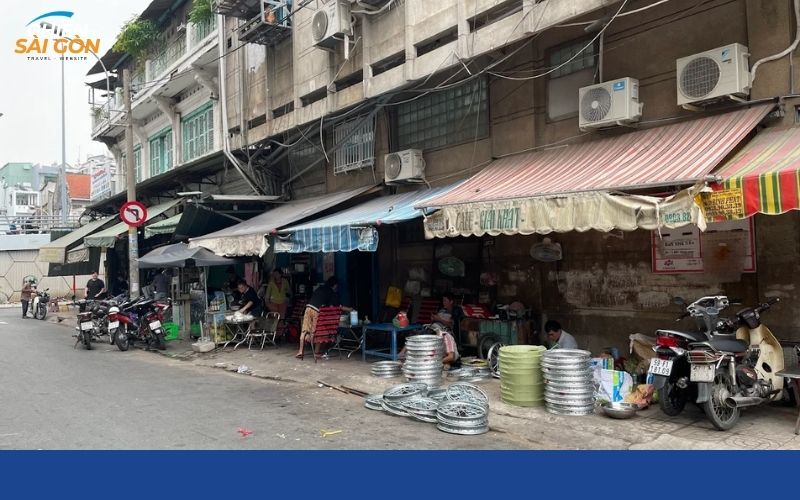 chợ vật liệu xây dựng