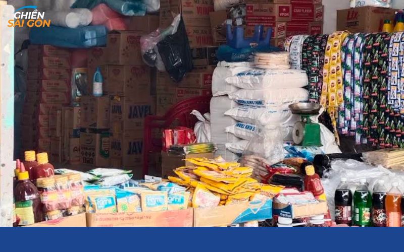 Chợ Tân Thuận lâu đời thu hút người mua nhờ hàng hóa phong phú 15 chợ tân thuận