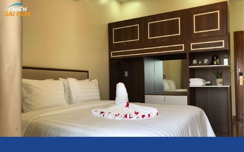 khách sạn gần chợ thủ đức