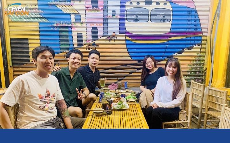 tiệm bia xe lửa