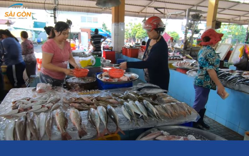 Chợ An Sương Quận 12 có gì thú vị dành cho người mê ăn uống? 7 chợ an sương