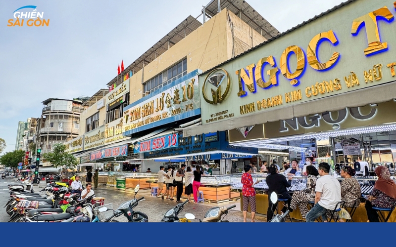 chợ thiếc quận 12