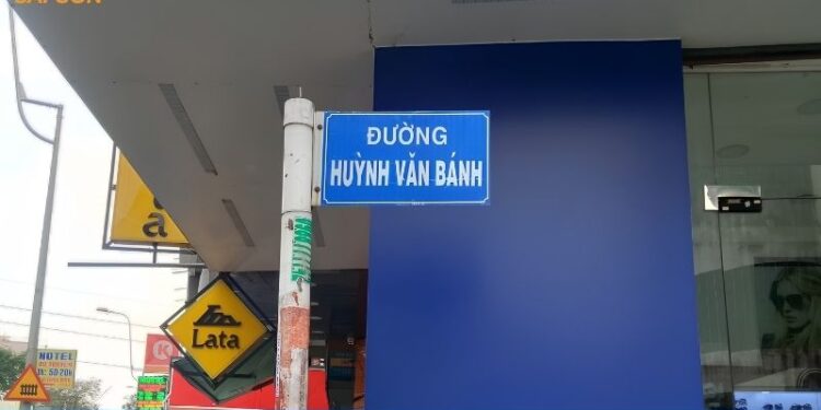 đường huỳnh văn bánh