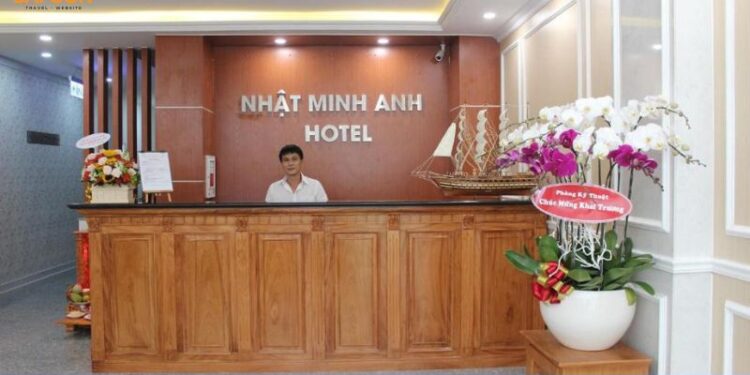 khách sạn gần chợ tân bình