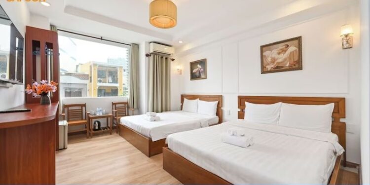 khách sạn gần ga sài gòn