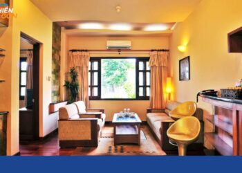 khách sạn gần nhà hát hòa bình