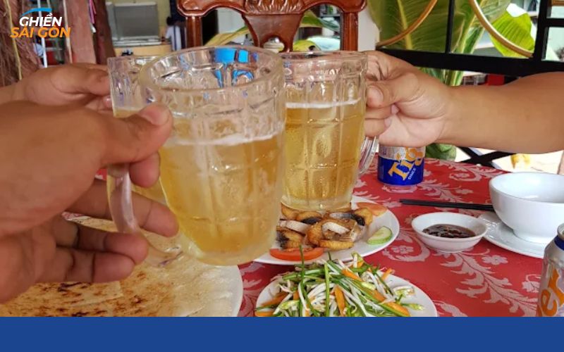 ẩm thực sân vườn sông thương