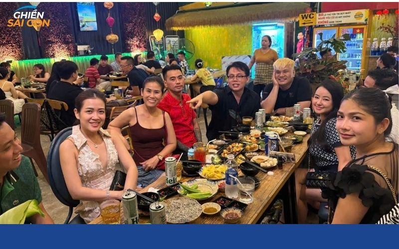 Bia hơi quận 7 Kiên Béo với bia tươi Hà Nội và nhiều mồi bén 13 bia hơi quận 7 kiên béo