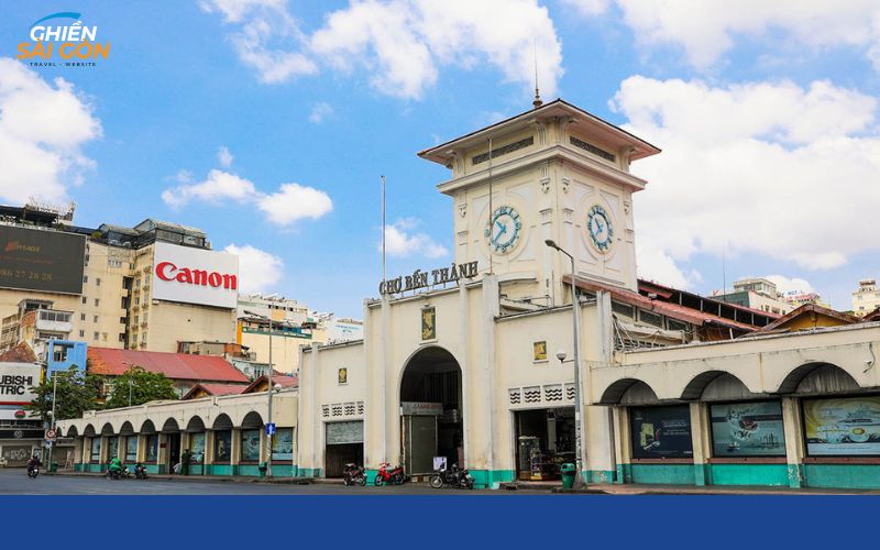 Chợ Bến Thành ở đâu? Gợi ý trải nghiệm, ăn gì và điểm tham quan gần 10 chợ bến thành