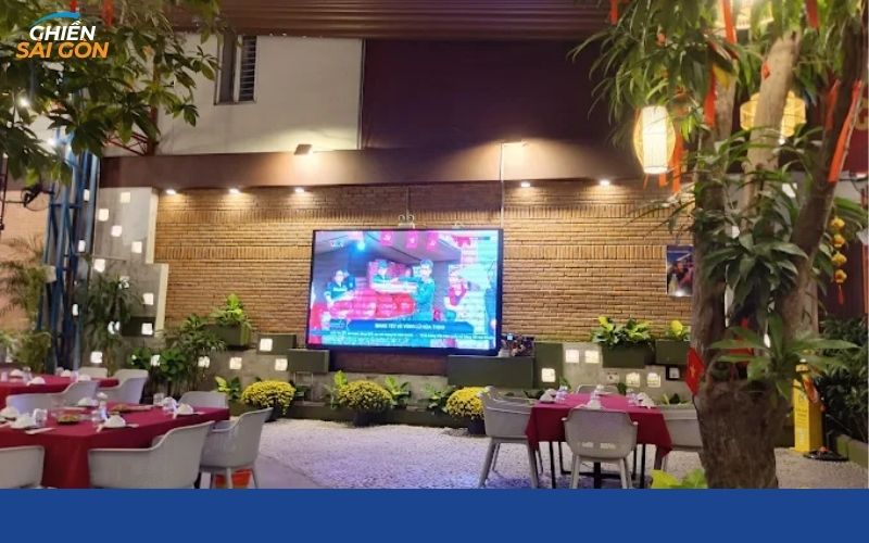 anh ngoại quán quận 10