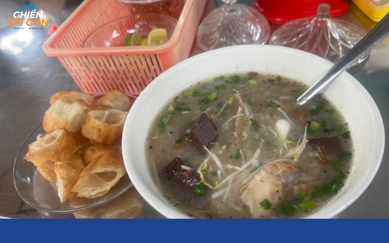 Những quán cháo lòng Quận 8 ngon, dồi béo, lòng sạch, dễ ăn 14 cháo lòng quận 8