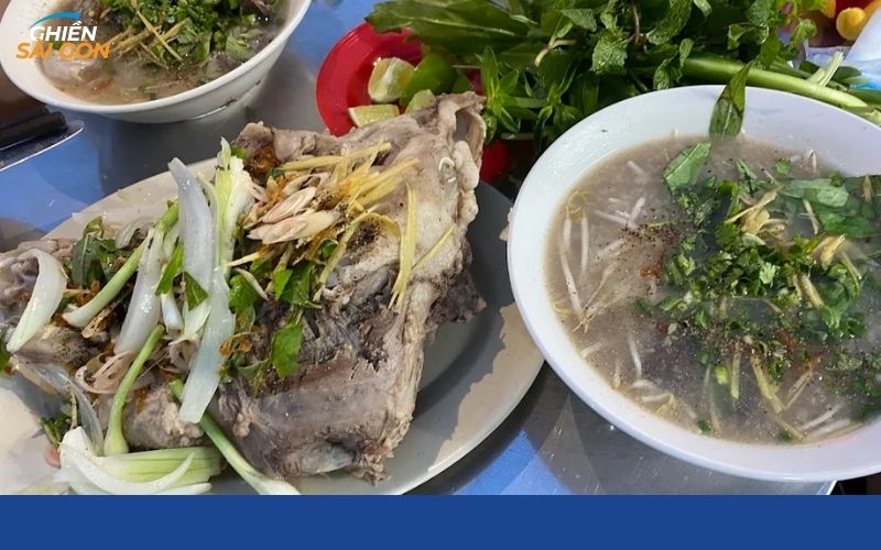 Những quán cháo lòng Quận 10 ngon, giá bình dân nên thử 10 cháo lòng quận 10