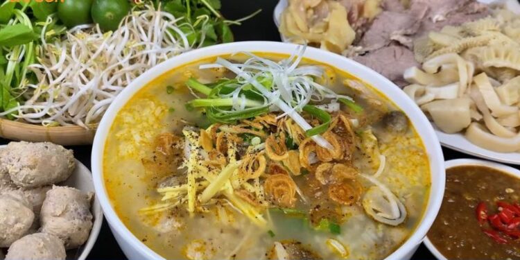 Những quán cháo lòng Tân Phú ngon, đông khách nên ghé thử 8 cháo lòng tân phú