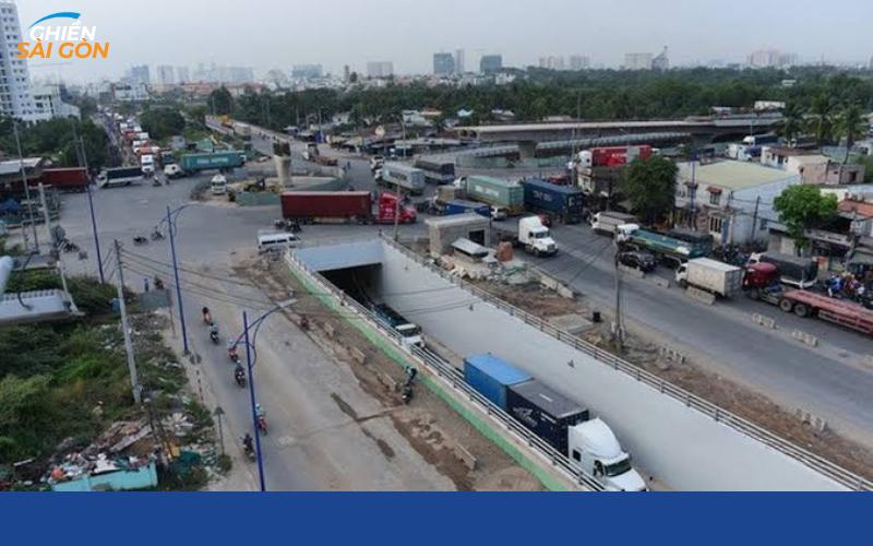 đường đỗ xuân hợp