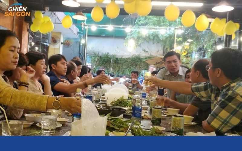 ẩm thực con bò vàng