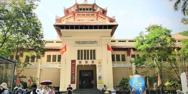 Bảo tàng Lịch sử Thành phố Hồ Chí Minh có gì để khám phá? 21 bảo tàng lịch sử thành phố hồ chí minh