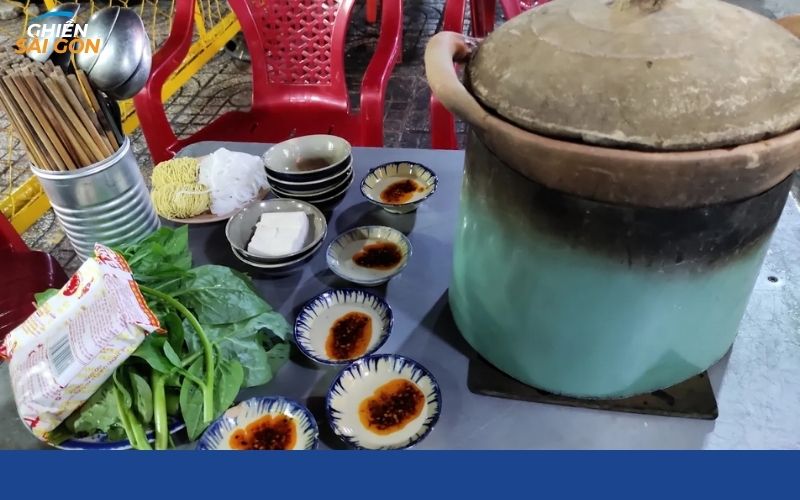 Trải nghiệm Lẩu Bò Hạnh CMT8 mang đậm hương vị truyền thống 8 lẩu bò hạnh cmt8