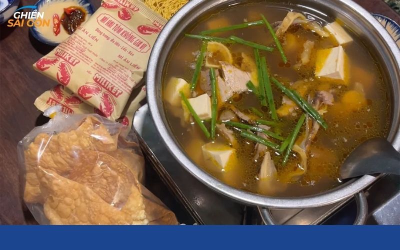 lẩu bò nhà gỗ lý thái tổ